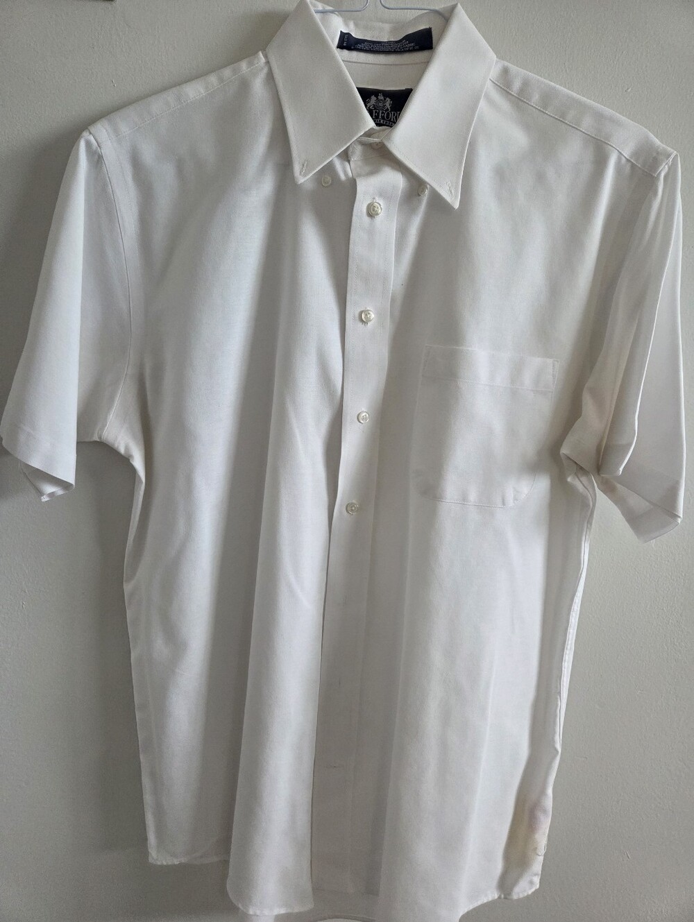 Stafford White Short-Sleeve Button-Down Shirt Wrinkle Free Sz 16 Collar.
